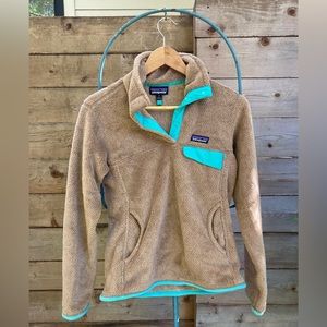 Super warm & cozy! Women’s SM Patagonia thermal 1/4 snap front pullover